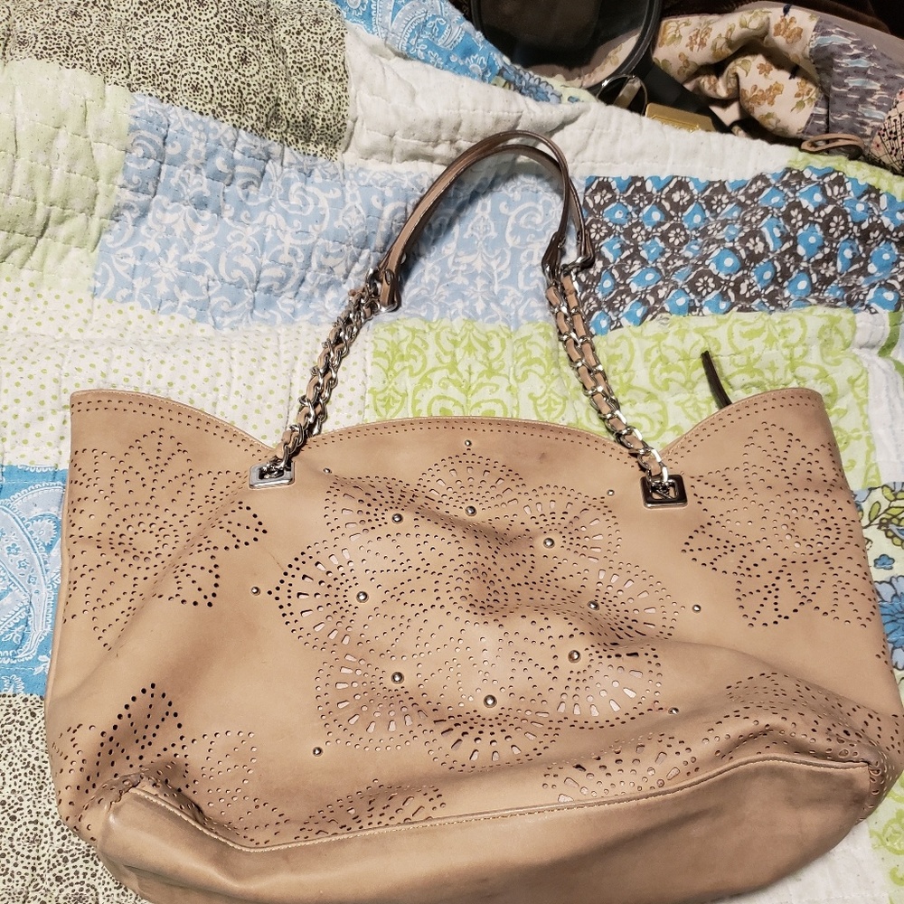 Jessica Simpson purse